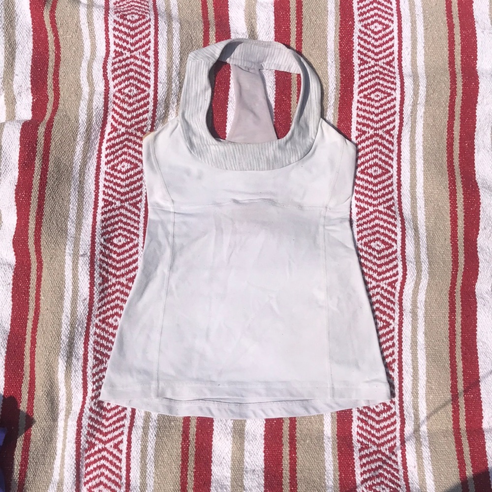 lululemon athletica Scoop Neck Tank w/Built-in-Bra